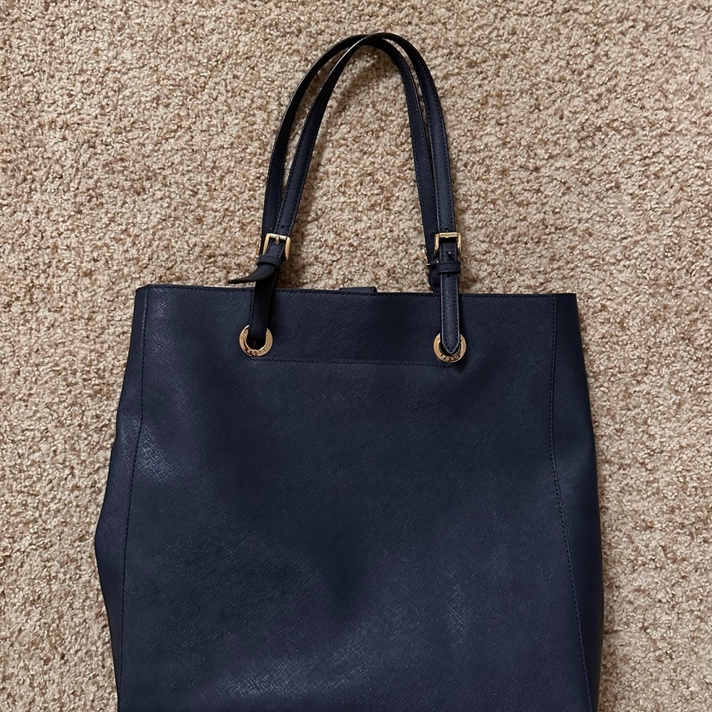 Michael Kors Handbag - Picture 2 of 4